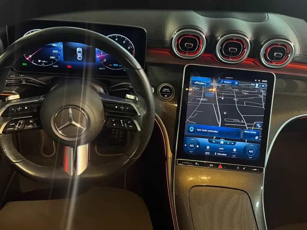 Mercedes-Benz C-Class 300 AMG-Line*PANO+NightPaket+Designo*1H U-Frei 12/2021-photo-16