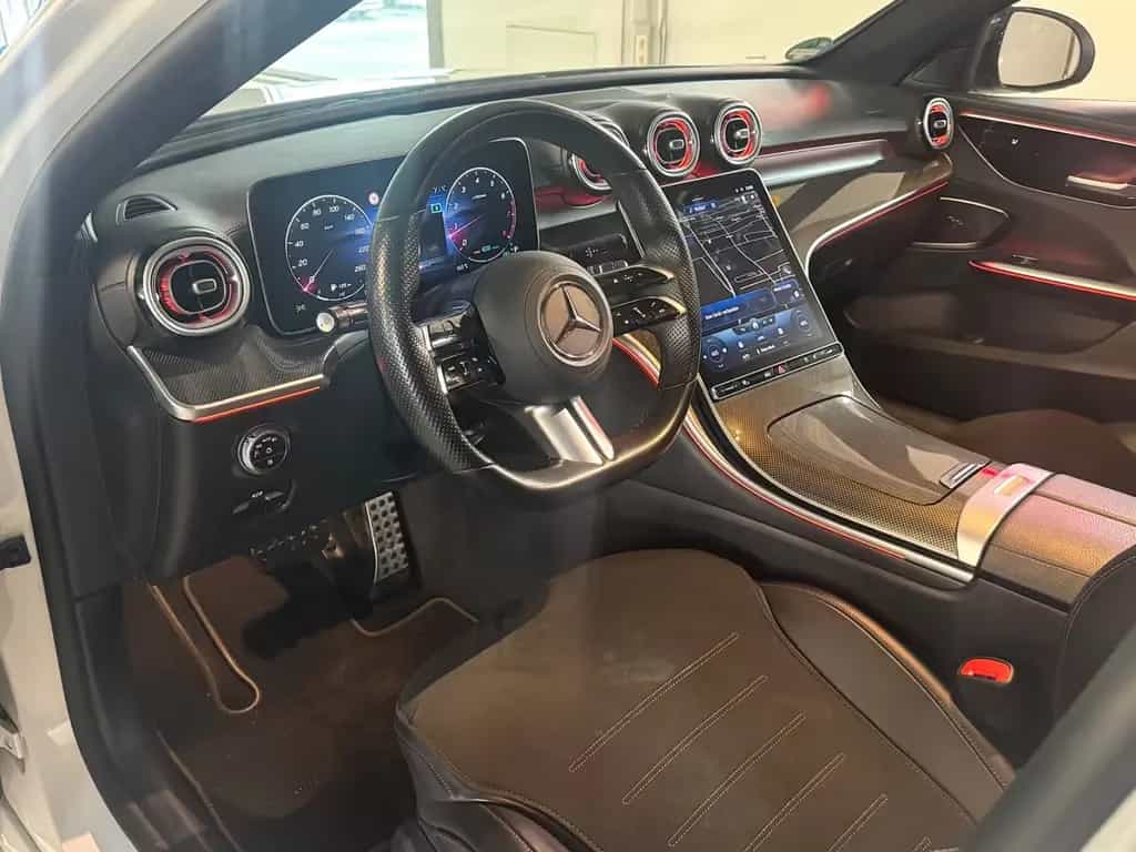 Mercedes-Benz C-Class 300 AMG-Line*PANO+NightPaket+Designo*1H U-Frei 12/2021-photo-18