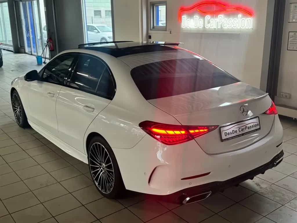 Mercedes-Benz C-Class 300 AMG-Line*PANO+NightPaket+Designo*1H U-Frei 12/2021-photo-8