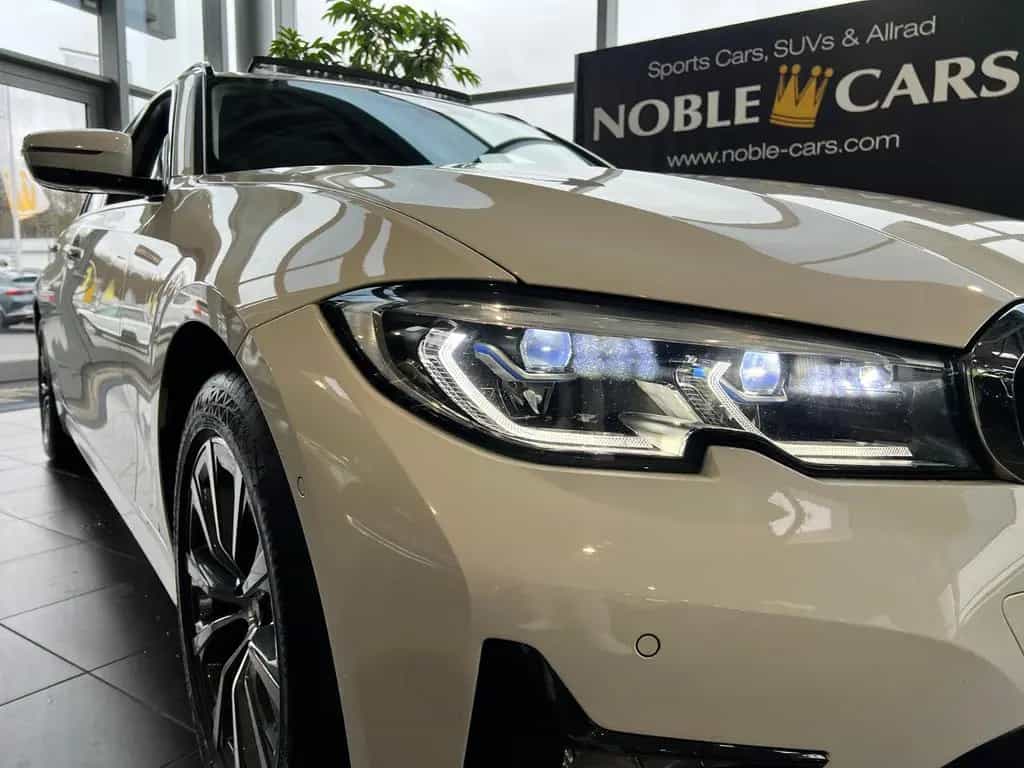 BMW 320 i Touring Sport Line PANO ACC LASER RFK 02/2020-photo-7