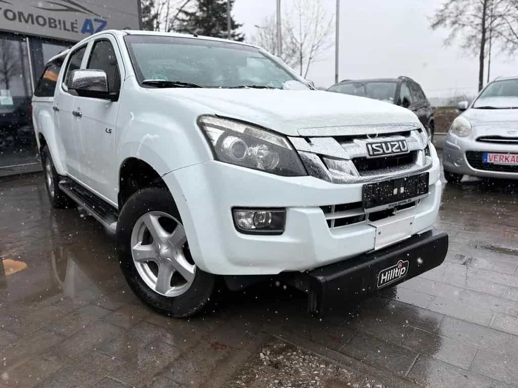 Isuzu D-Max Double Cab 4WD Premium AHK Vorne+Hinten 09/2012-photo-0