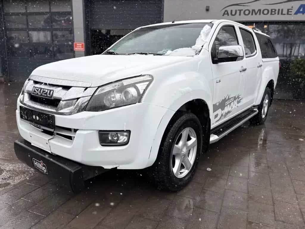 Isuzu D-Max Double Cab 4WD Premium AHK Vorne+Hinten 09/2012-photo-2