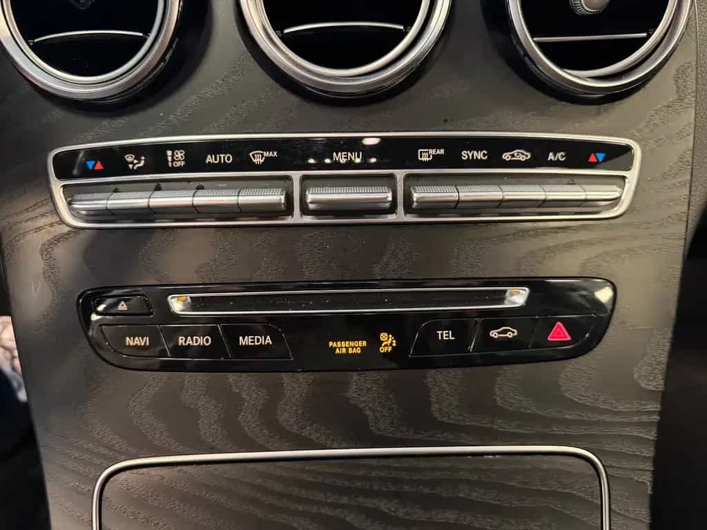Mercedes-Benz C-Class 200T AMG 9G-Tr. Rü-Ka SHZ LED Ambiente Navi 04/2018-photo-24