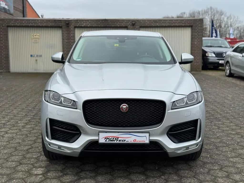 Jaguar F-Pace 25d AWD R-Sport Standheizung 12/2016-photo-1
