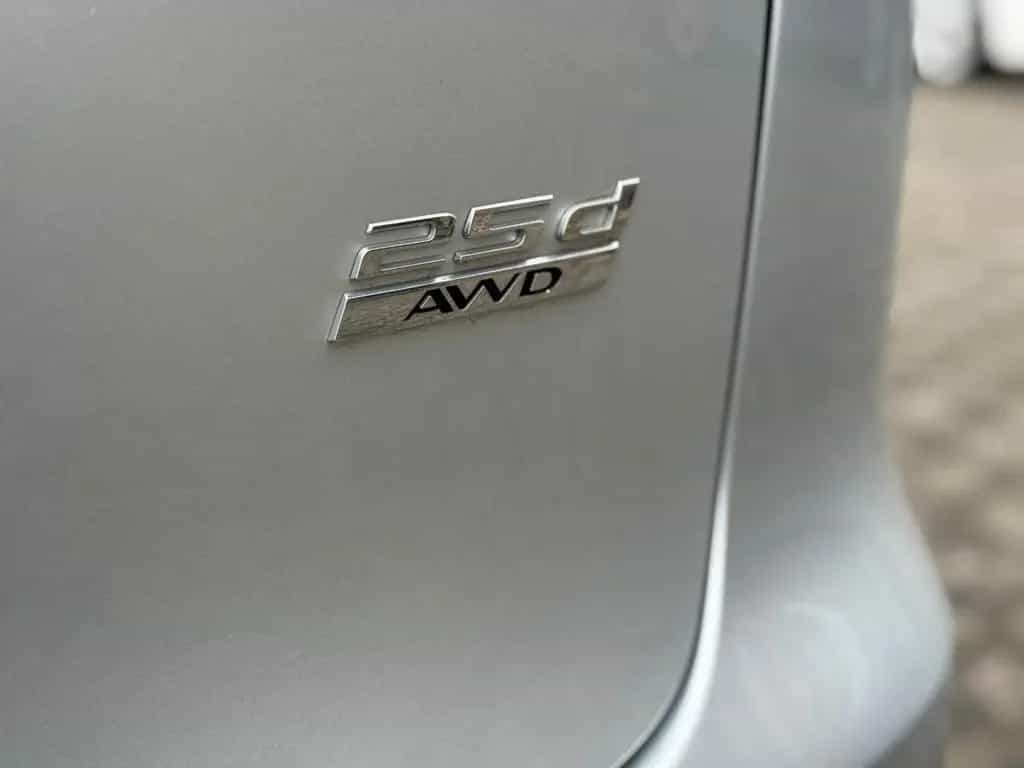 Jaguar F-Pace 25d AWD R-Sport Standheizung 12/2016-photo-10