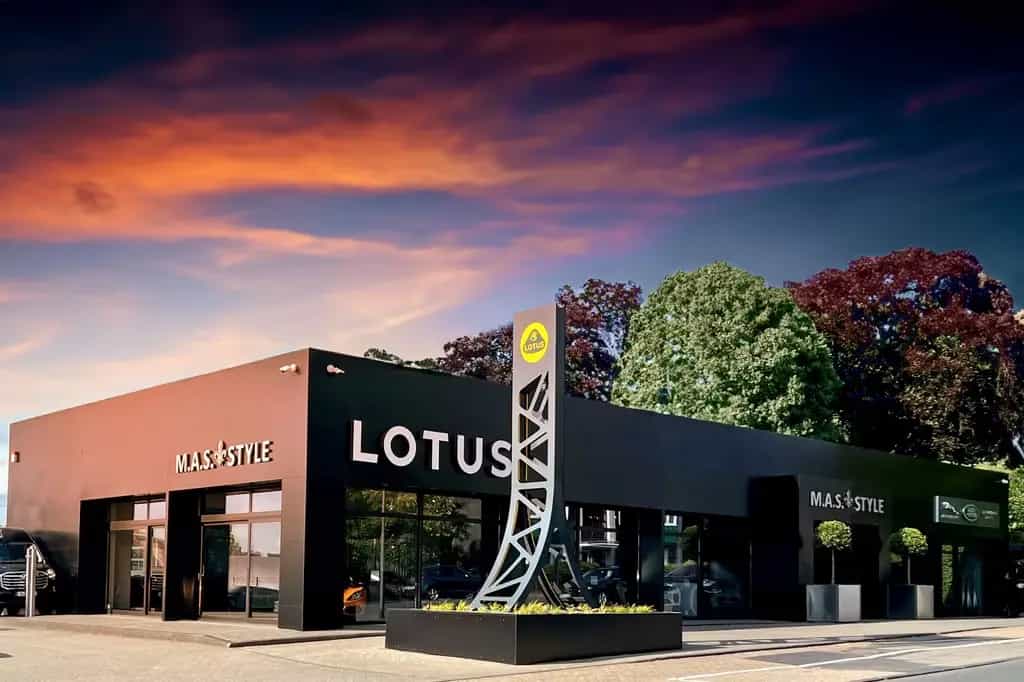 Lotus Emira i4 Turbo SE Lotus Wuppertal 03/2026-photo-18