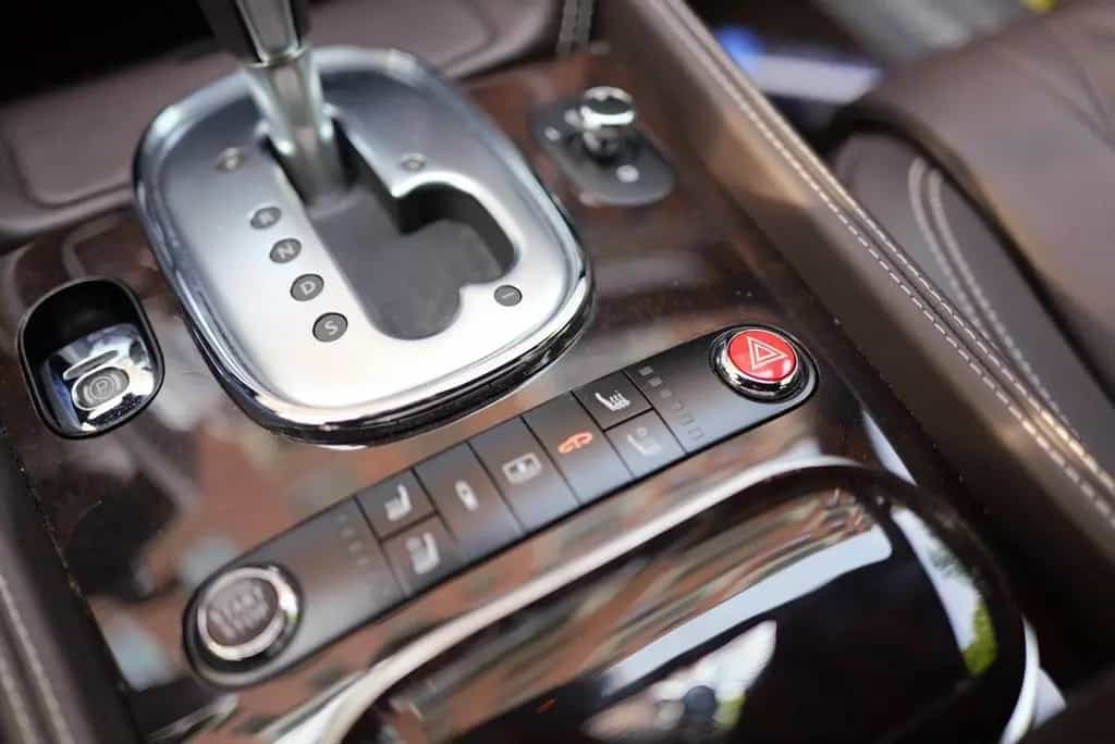 Bentley Flying Spur 6.0 W12 06/2015-photo-20