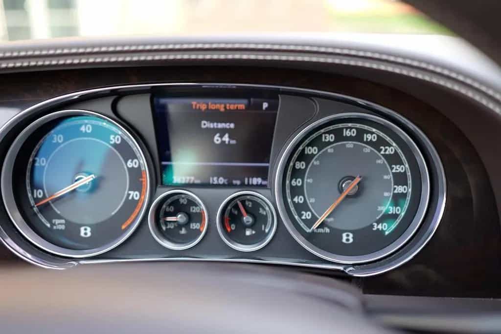 Bentley Flying Spur 6.0 W12 06/2015-photo-22