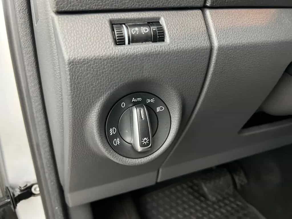 Volkswagen Amarok 12/2016-photo-17