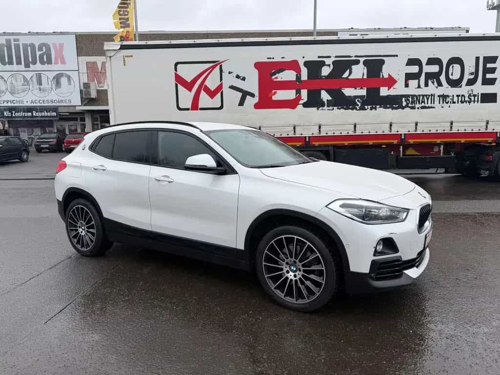 BMW X2 BMW X2 xDrive 20 d Advantage Sport-Paket AHK 11/2018-photo-2