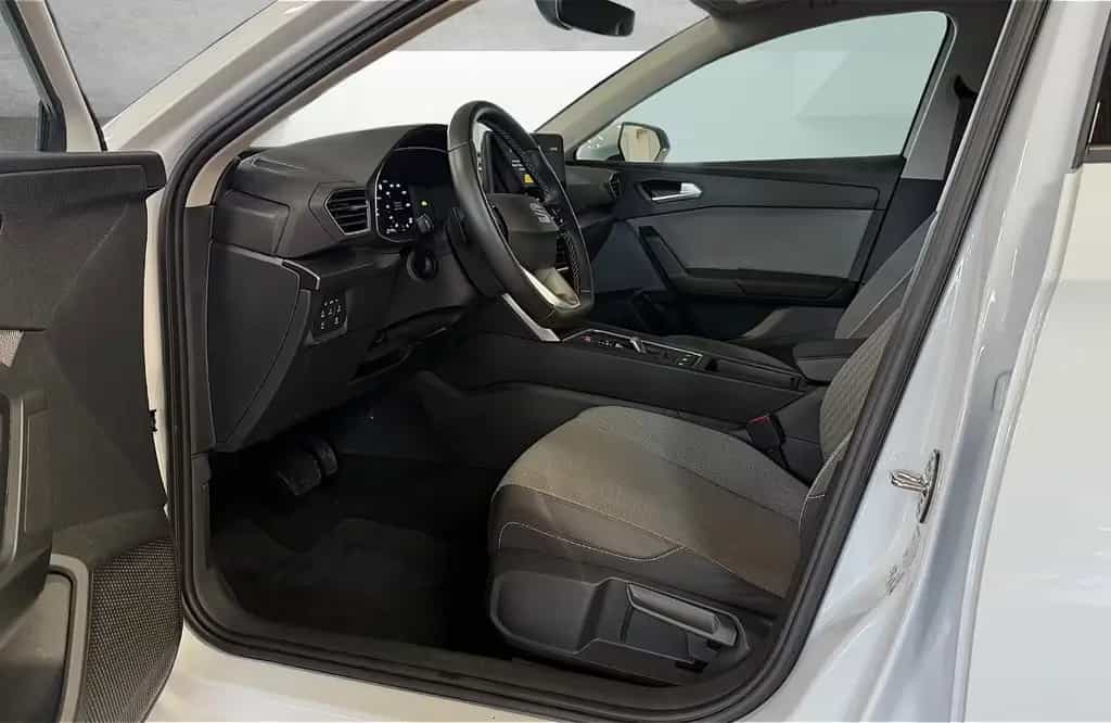 Seat Leon Sportstourer 1.5 eTSI Style Edition DSG LED 07/2024-photo-15