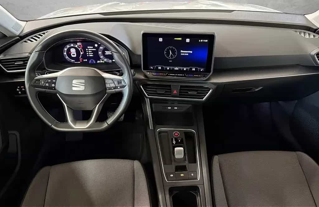 Seat Leon Sportstourer 1.5 eTSI Style Edition DSG LED 07/2024-photo-16