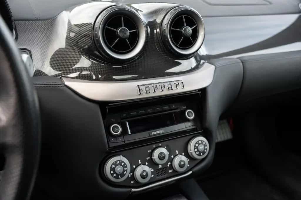 Ferrari 599 GTB F1 - 1 Owner 05/2007-photo-31