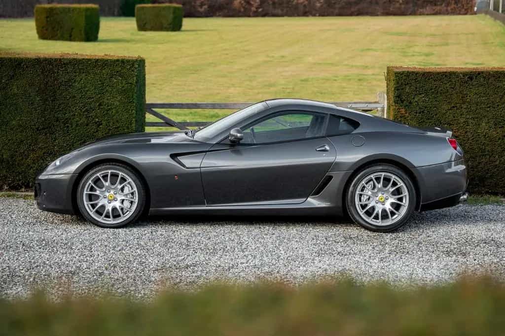 Ferrari 599 GTB F1 - 1 Owner 05/2007-photo-3