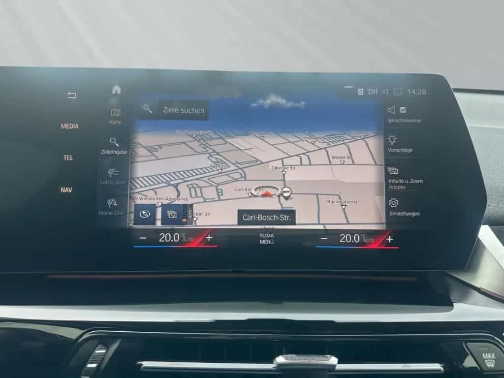 BMW X1 sDrive18d Sportsitze adapt. LED Aktivsitze 12/2022-photo-10