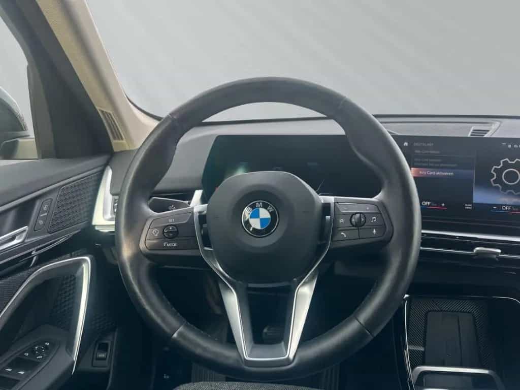 BMW X1 sDrive18d Sportsitze adapt. LED Aktivsitze 12/2022-photo-11