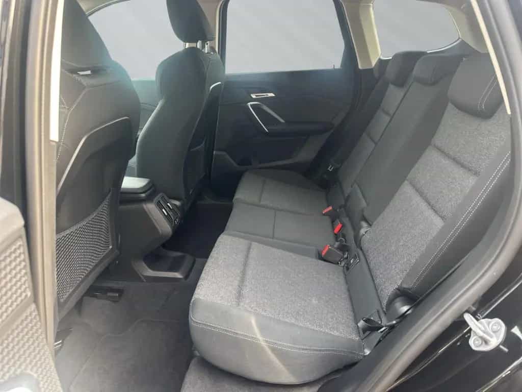 BMW X1 sDrive18d Sportsitze adapt. LED Aktivsitze 12/2022-photo-8