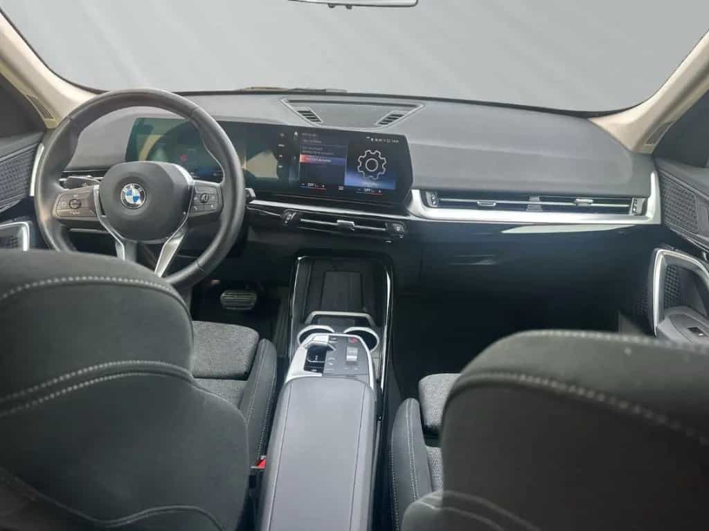 BMW X1 sDrive18d Sportsitze adapt. LED Aktivsitze 12/2022-photo-9