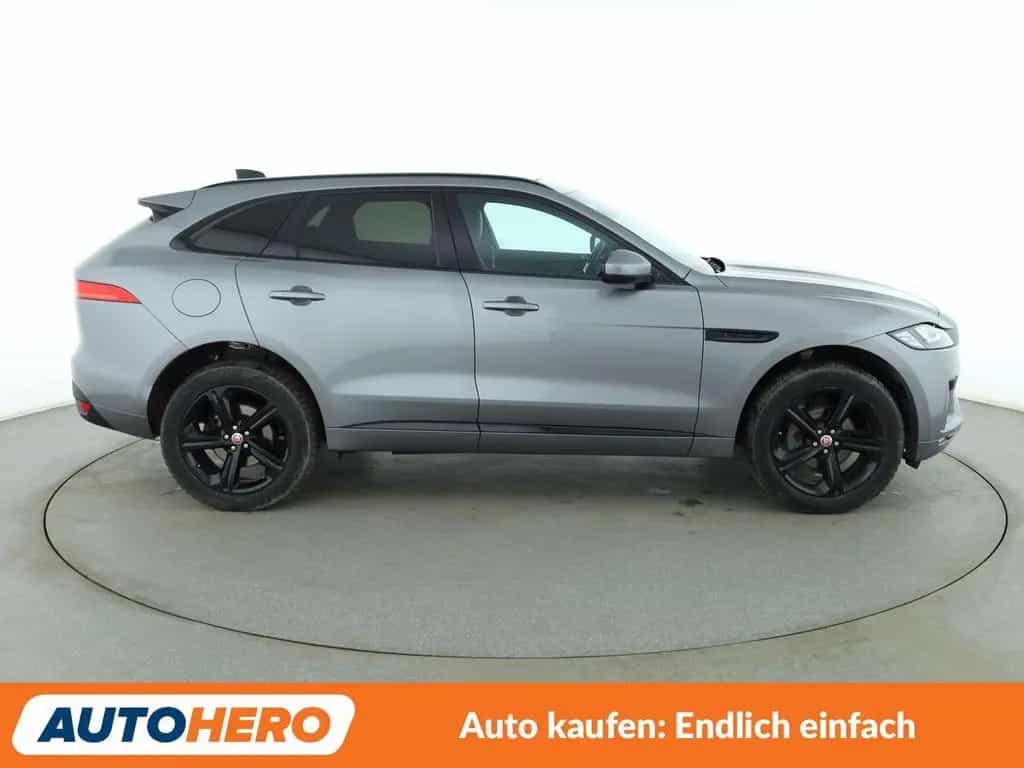 Jaguar F-Pace 25t Chequered Flag AWD Aut.*NAVI*LED*ACC* 02/2021-photo-6