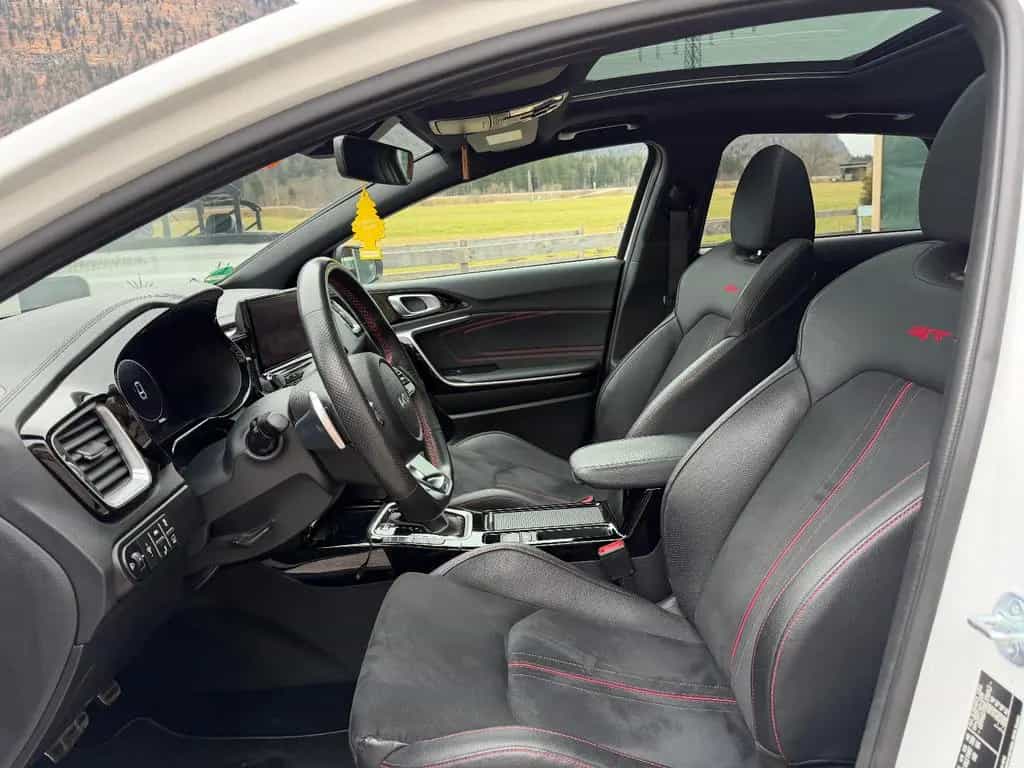 Kia ProCeed GT 1.6 T-GDI , AHK, 8xR,Panor, JBL, Allr 12/2023-photo-5