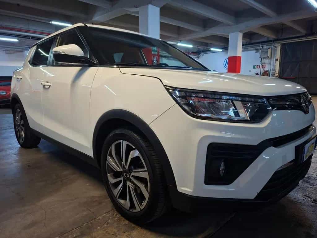 Ssangyong Tivoli 1.5 GDI Turbo Exclusive C.LEGA 01/2021-photo-2