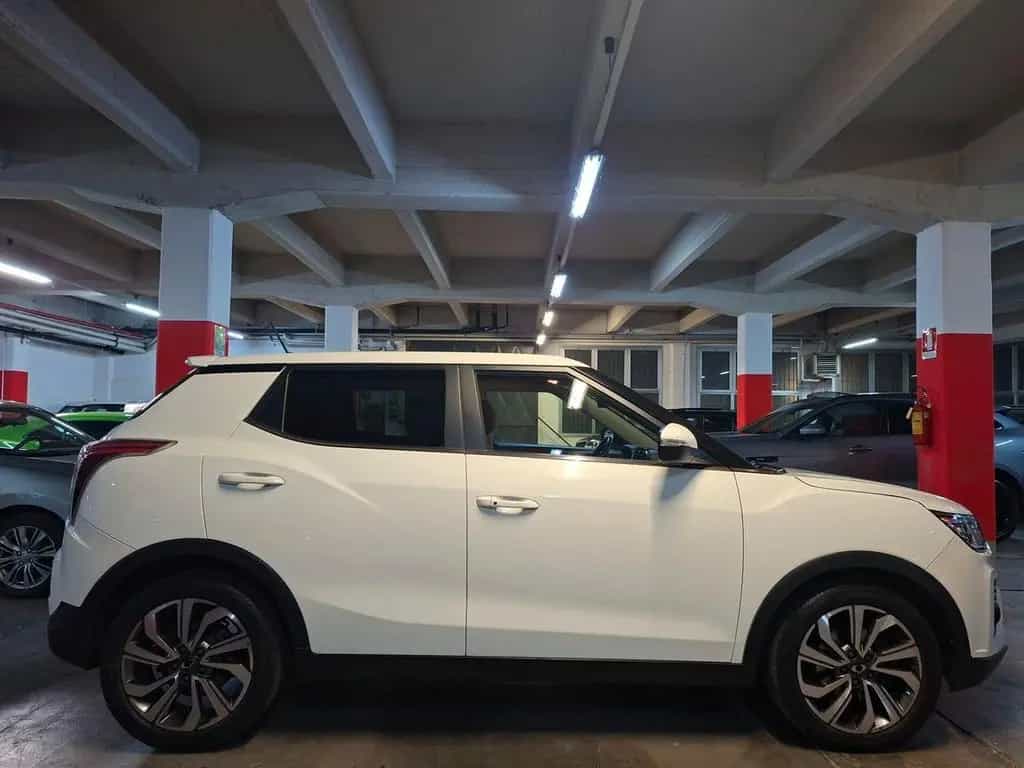 Ssangyong Tivoli 1.5 GDI Turbo Exclusive C.LEGA 01/2021-photo-3