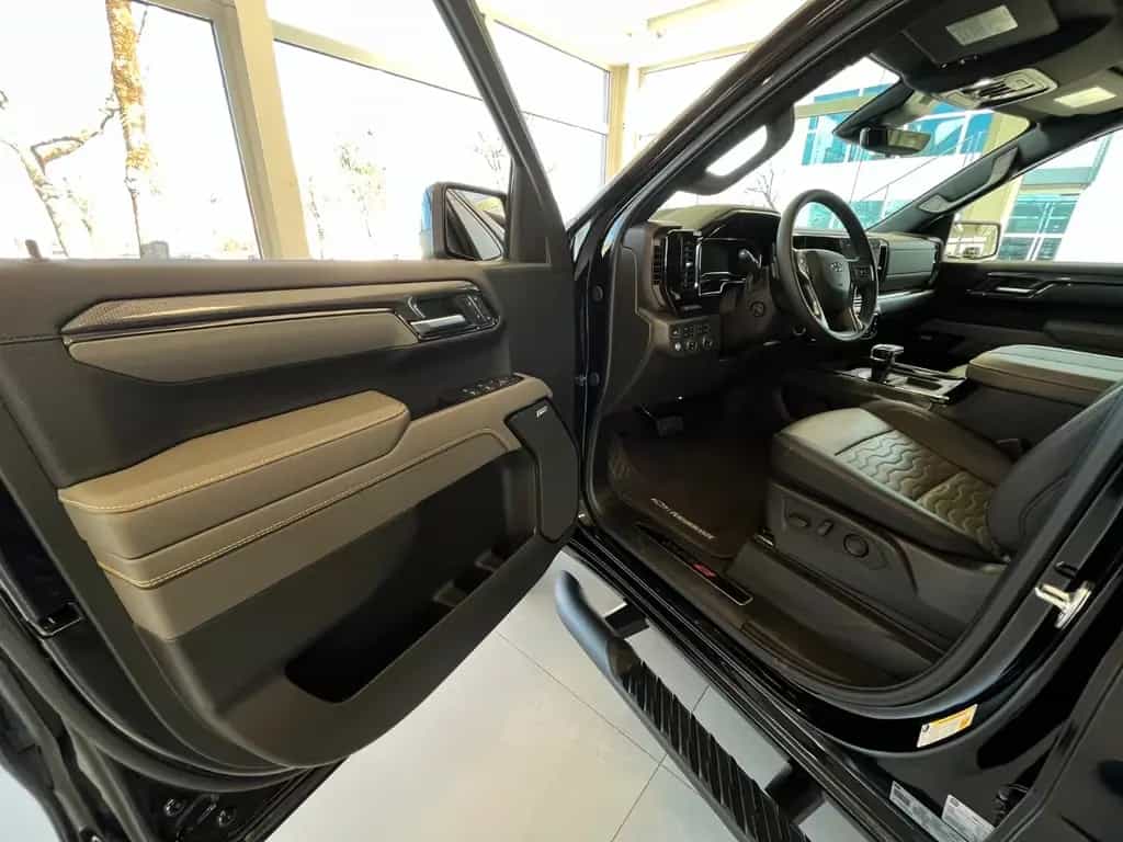 Chevrolet Silverado ZR2 V8 6.2*Head-Up*360°*AHK*Bügel null-photo-12