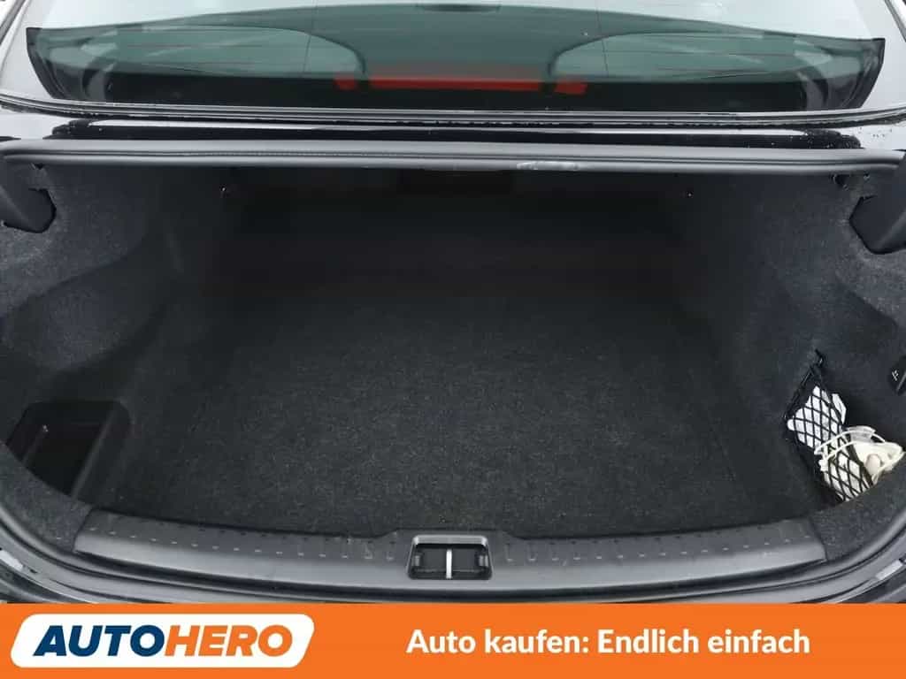 Volvo S60 2.0 B5 Mild-Hybrid Ultimate Dark AWD Aut*LED 10/2023-photo-16