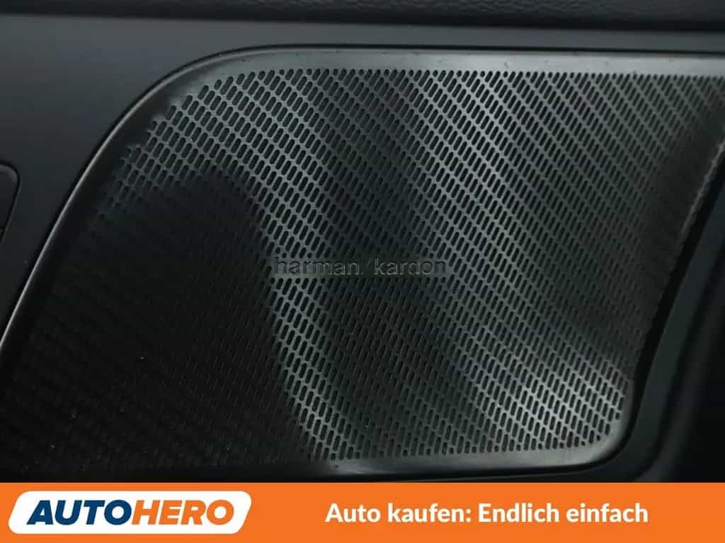 Volvo S60 2.0 B5 Mild-Hybrid Ultimate Dark AWD Aut*LED 10/2023-photo-25