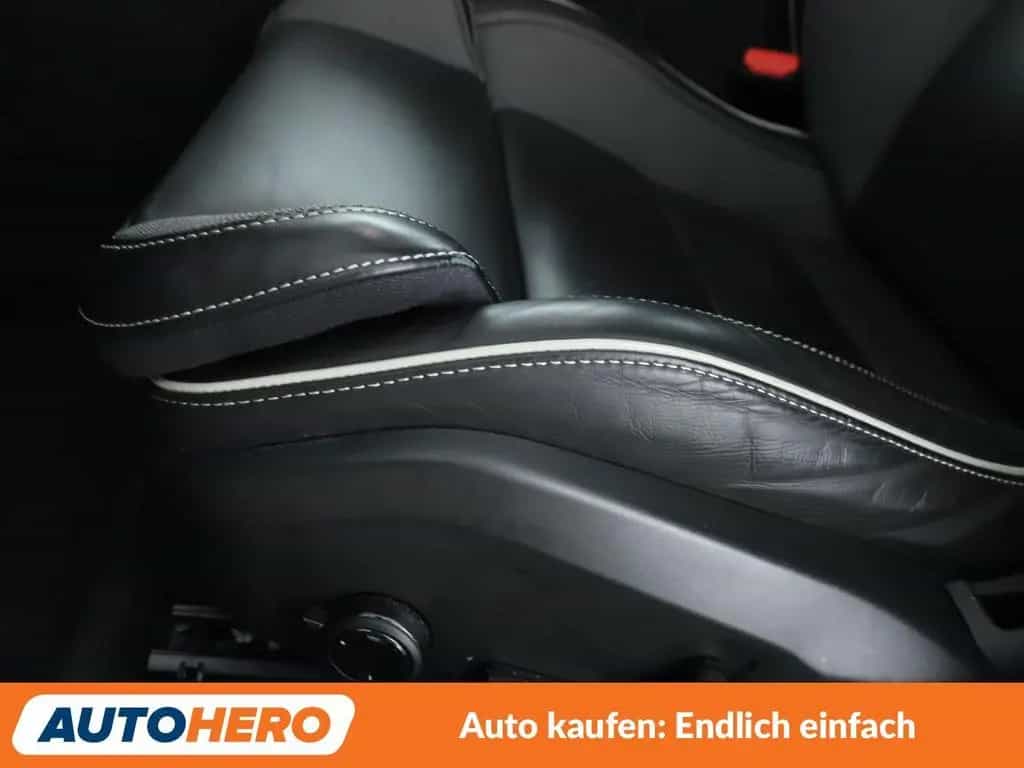 Volvo S60 2.0 B5 Mild-Hybrid Ultimate Dark AWD Aut*LED 10/2023-photo-30