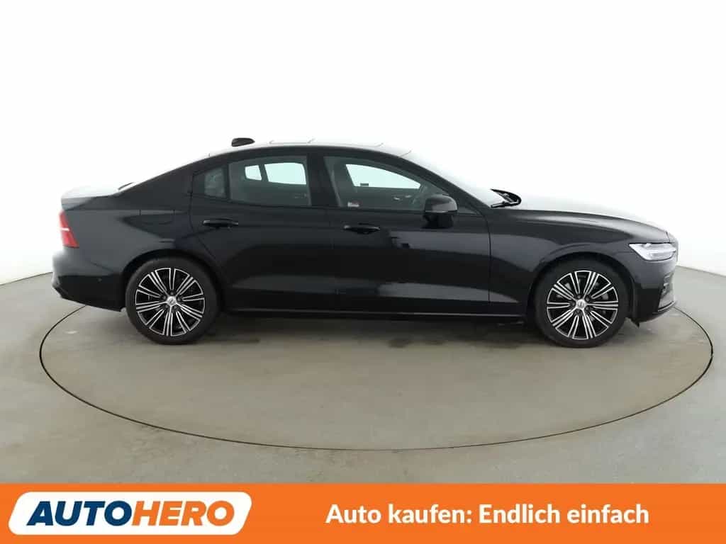 Volvo S60 2.0 B5 Mild-Hybrid Ultimate Dark AWD Aut*LED 10/2023-photo-6