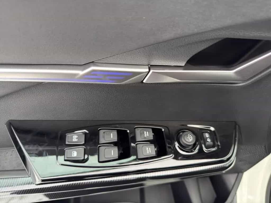 KGM Actyon LUX 1.5 T-GDi 6 AT 2WD Navi Leder Digital null-photo-9