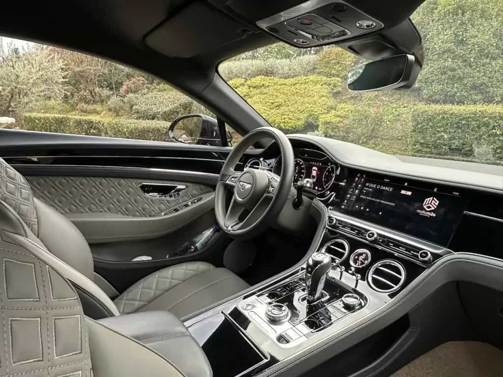 Bentley Continental GT 05/2019-photo-10