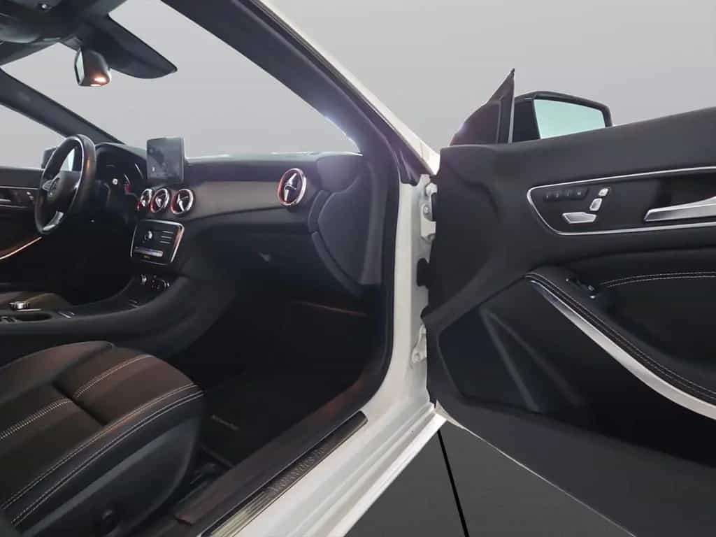 Mercedes-Benz CLA Shooting Brake CLA 250 Shooting Brake*PANO*LED*TWA*Kamera* 04/2019-photo-21