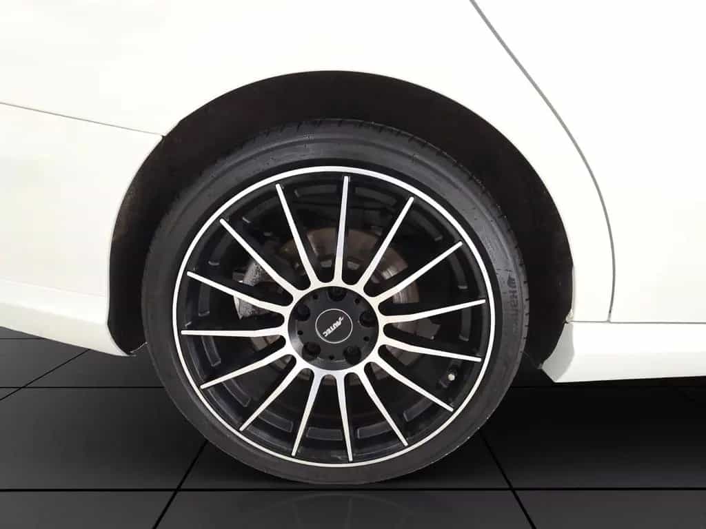 Mercedes-Benz CLA Shooting Brake CLA 250 Shooting Brake*PANO*LED*TWA*Kamera* 04/2019-photo-23