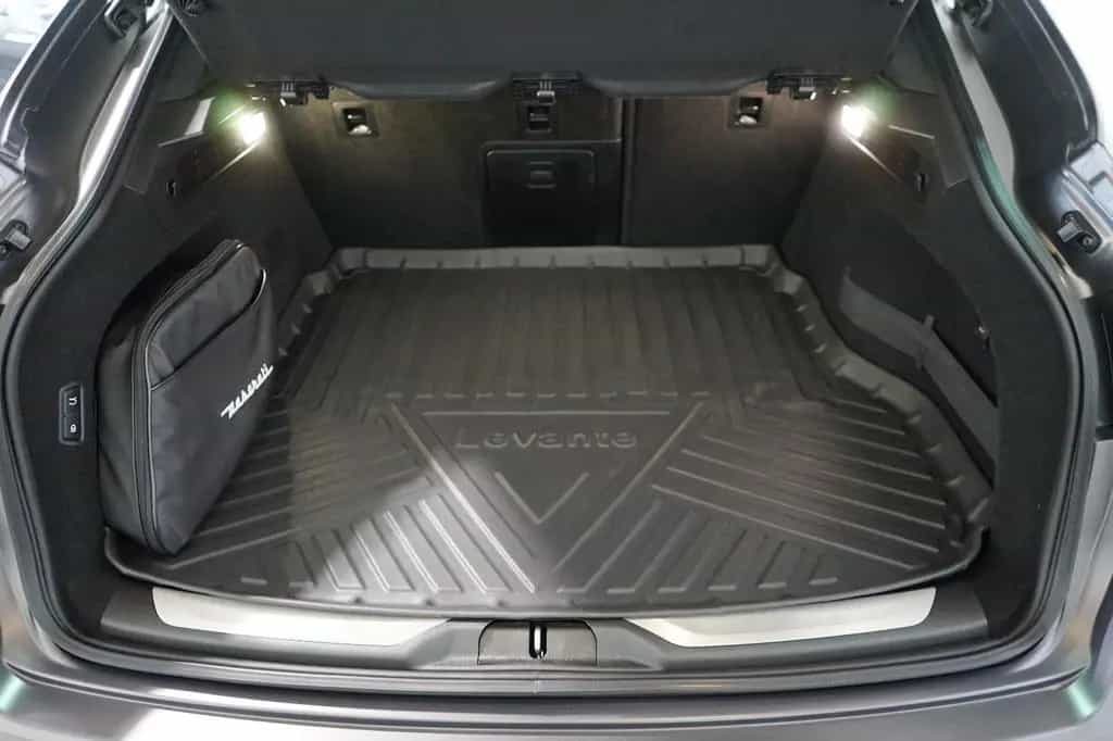 Maserati Levante GranSport Q4 Matt+ACC+HarmanKardon+4xSHZ 04/2021-photo-24