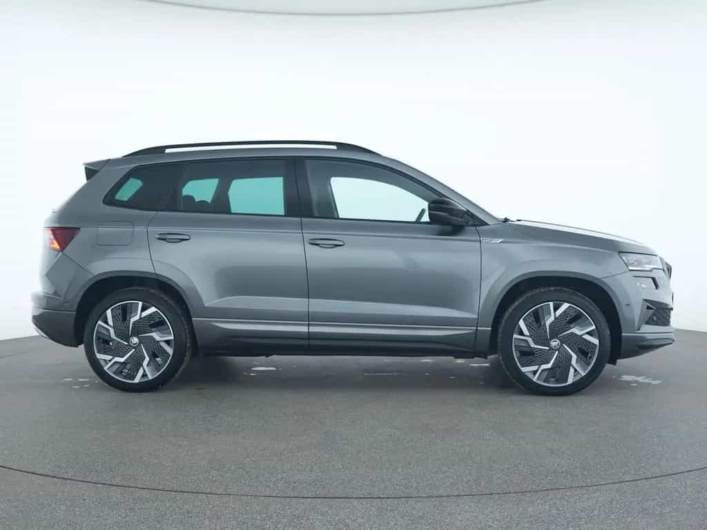 Skoda Karoq Sportline AHK|Navi|360°Kamera|Winter-Paket 01/2023-photo-5