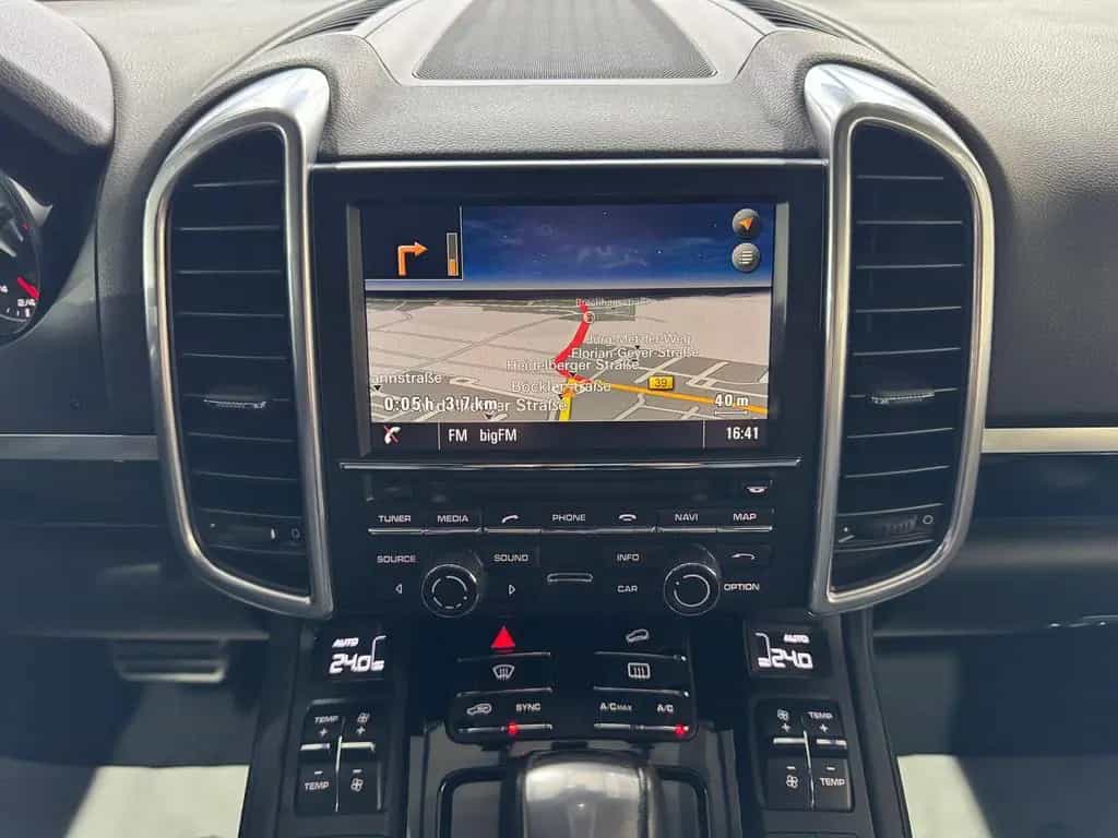 Porsche Cayenne S 3.6 Tiptronic BOSE BI-XEN LUFT LEDER 01/2015-photo-20