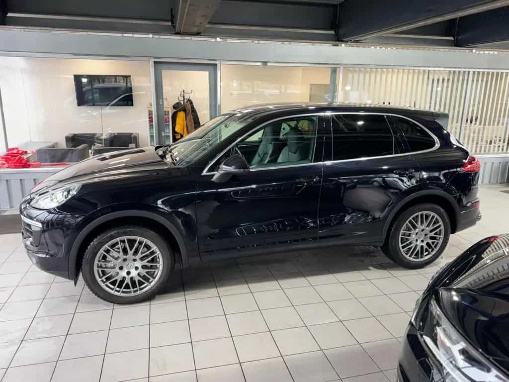 Porsche Cayenne S 3.6 Tiptronic BOSE BI-XEN LUFT LEDER 01/2015-photo-5