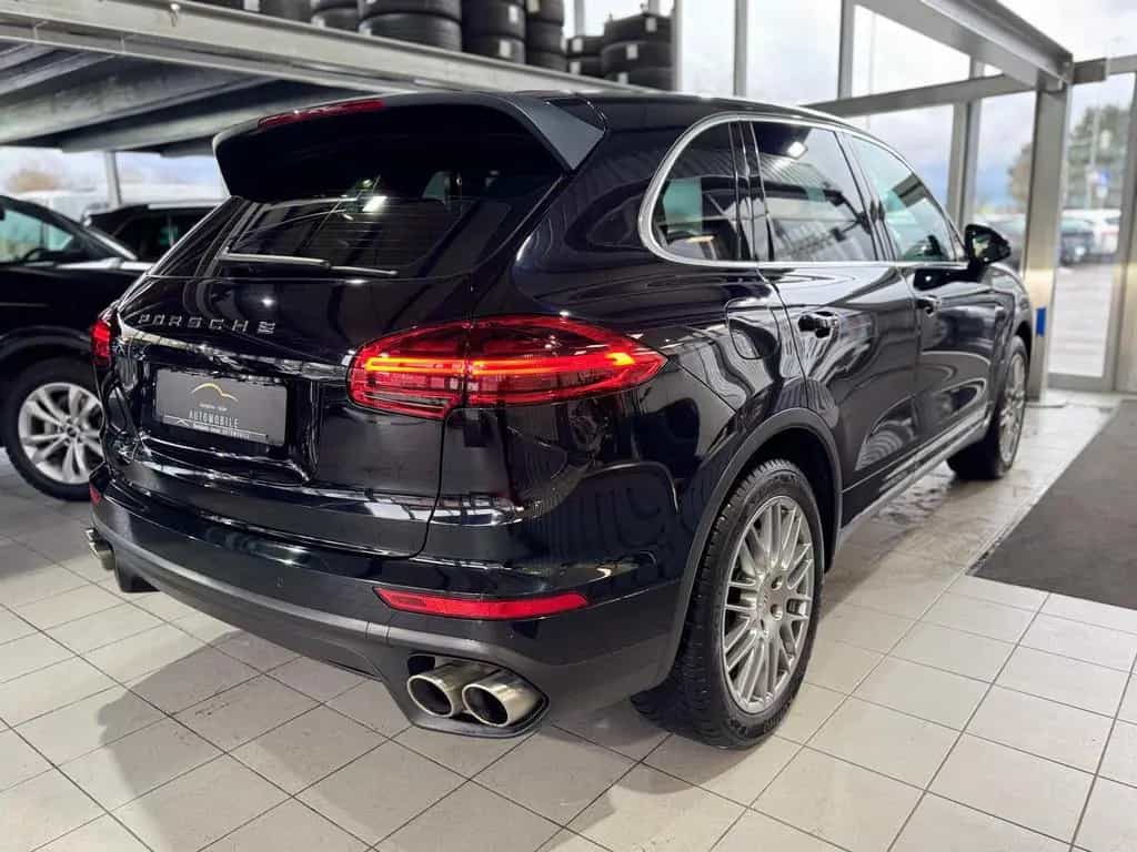 Porsche Cayenne S 3.6 Tiptronic BOSE BI-XEN LUFT LEDER 01/2015-photo-8