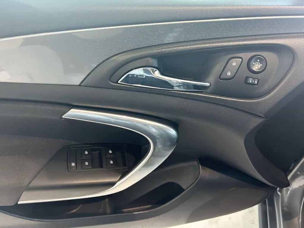 Opel Insignia A Sports Tourer TEMPOMAT+AHK+PDC Select 03/2017-photo-20