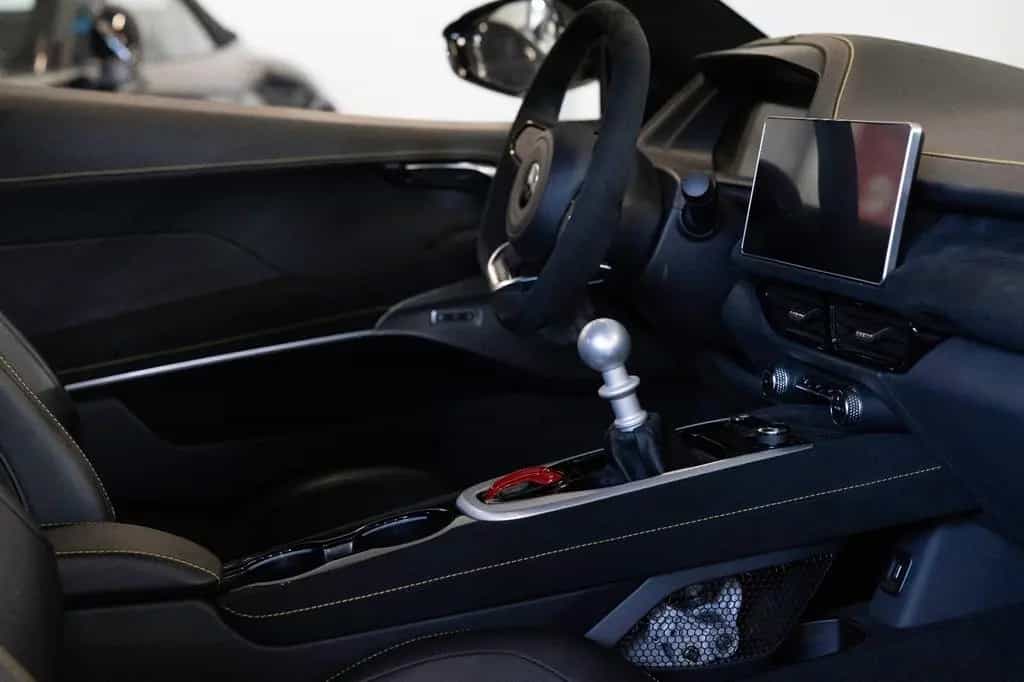 Lotus Emira V6 First Edition Manual 04/2023-photo-13