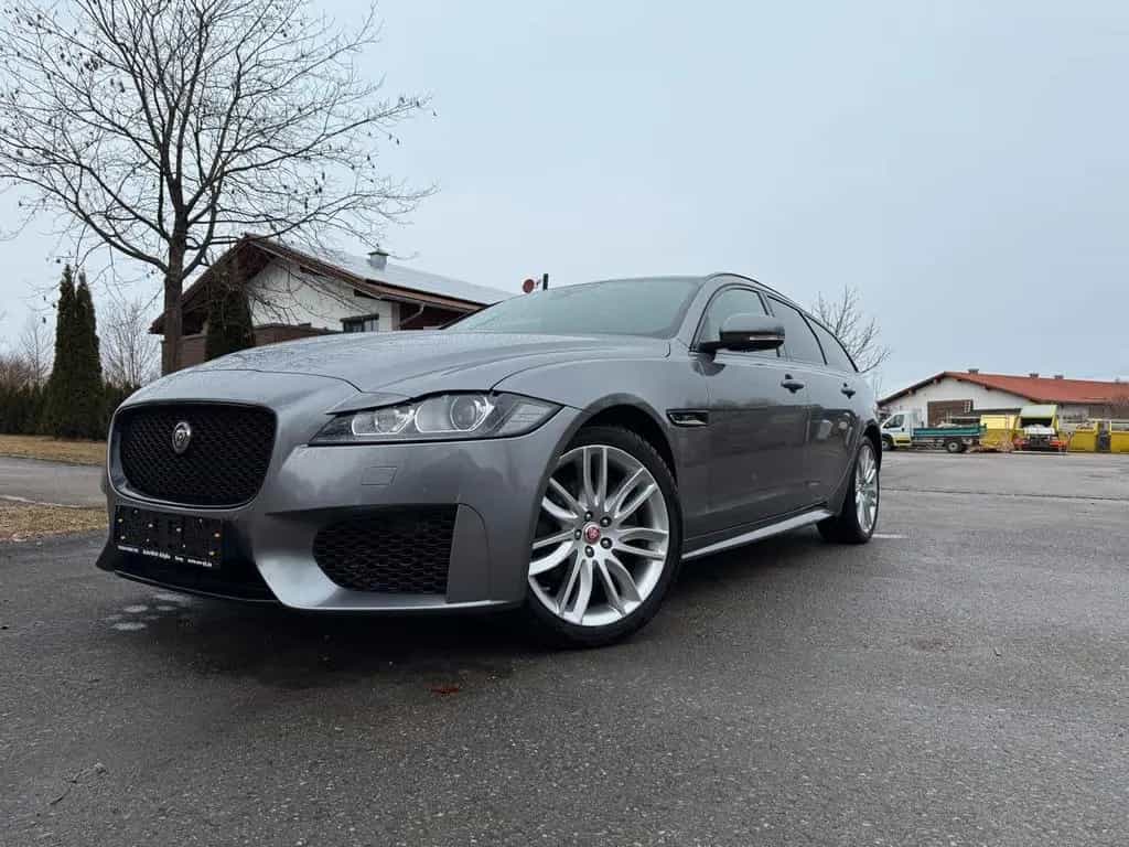 Jaguar XF Sportbrake Chequered Flag AWD/Leder/Panorama 05/2020-photo-0