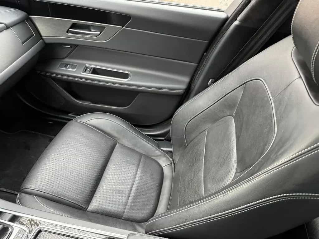 Jaguar XF Sportbrake Chequered Flag AWD/Leder/Panorama 05/2020-photo-20