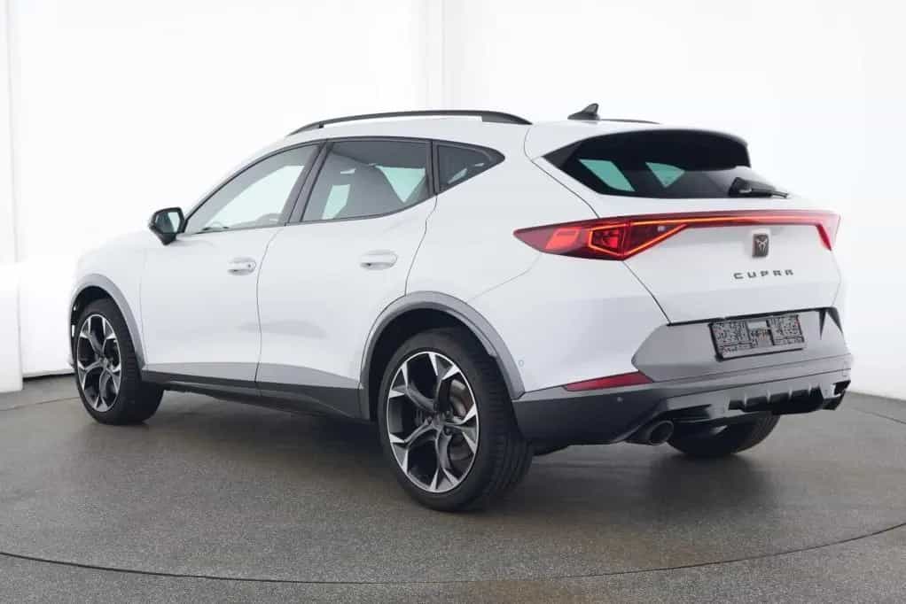 Cupra Formentor VZ 2.0 TSI 180kW DSG PANO*RFK*LED*NAV 11/2023-photo-3