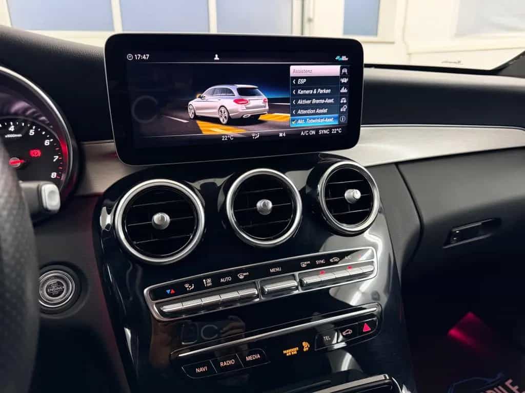 Mercedes-Benz C-Class 300 Amg-Line*360Grad Kamera*Multibeam* 09/2018-photo-29