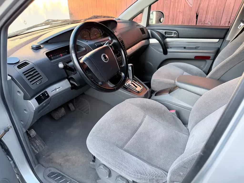 Ssangyong Rodius 270Xdi TÜV NEU 7-Sitzer Automatik AHK 02/2006-photo-7