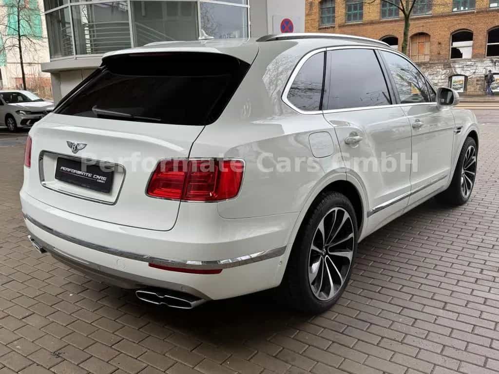 Bentley Bentayga 4.0 V8 D Autom.-Voll-Mulliner 01/2018-photo-4