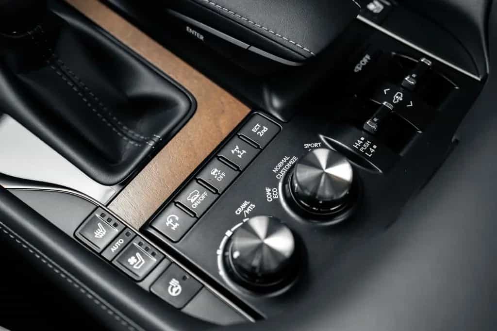 Lexus LX 570 08/2019-photo-14