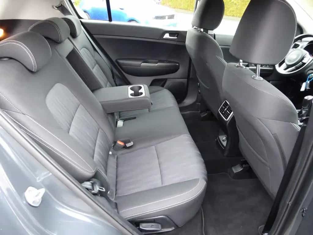 Kia Sportage 1.6 GDI 2WD Final Edition / 1. Hand 01/2022-photo-12